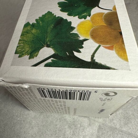 KORRES Santorini Grape Poreless Skin Cream 1.35 oz/ 40 mL - Picture 1 of 5